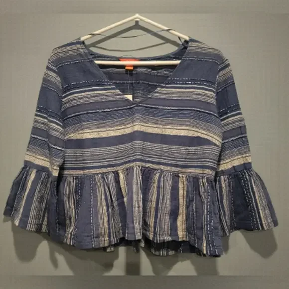 Joe Fresh Top - Picture 1 of 5